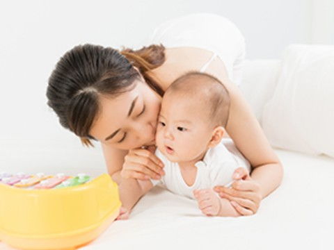 啟業(yè)家政 深耕龍崗月嫂市場，開拓深圳家政新局面